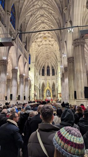 PXL 20241207 210058274